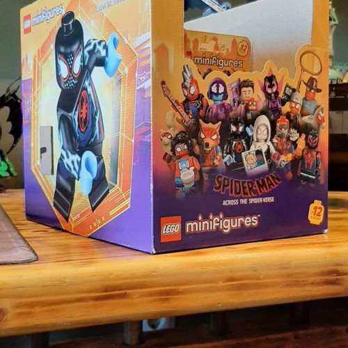 LEGO Minifigures Spider-Man: Into the Spider-Verse set of 12