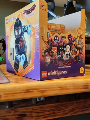 LEGO Minifigures Spider-Man: Into the Spider-Verse set of 12
