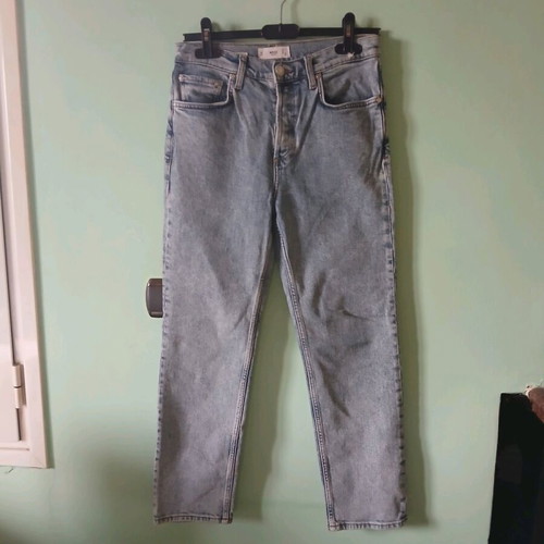 Mango straight jean like new, size 38, blue