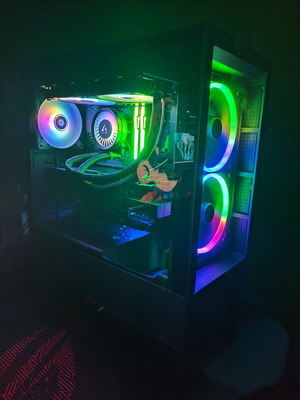 Custom-built Pro Gaming PC σαν καινούργιο με οθόνη LG UltraGear 2K 200Hz