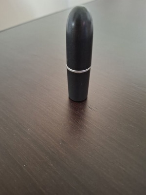 Mac empty lipstick case used for new refill