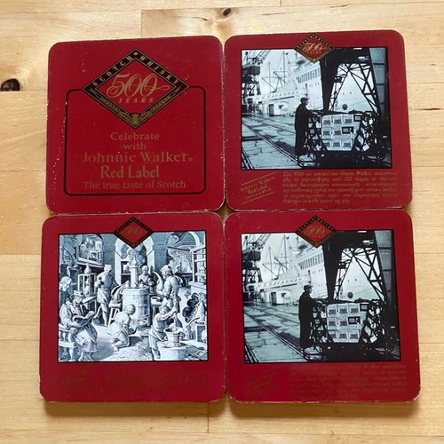Johnny Walker Memories set with three glasses