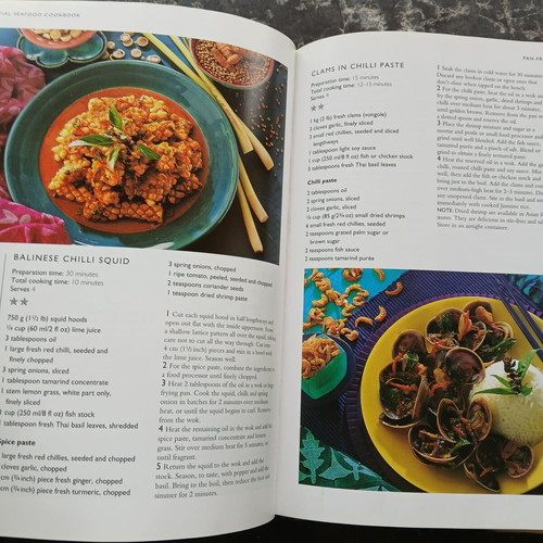 Βιβλίο The Essential Seafood Cookbook σαν καινούργιο, αγγλικό