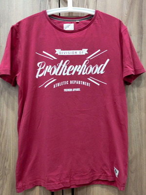 Brotherhood t-shirt size M, burgundy cotton