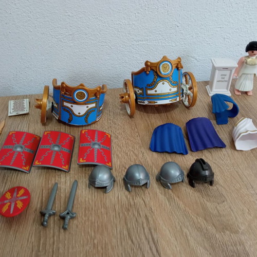 Playmobil Roman accessories, chariots and figure used