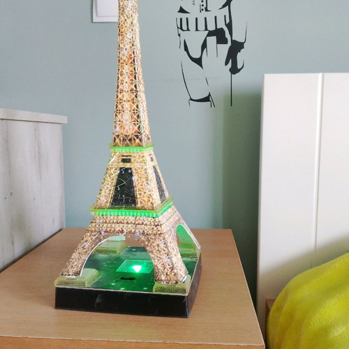 3D Eiffel Tower with puzzle pieces and multicolor LED new