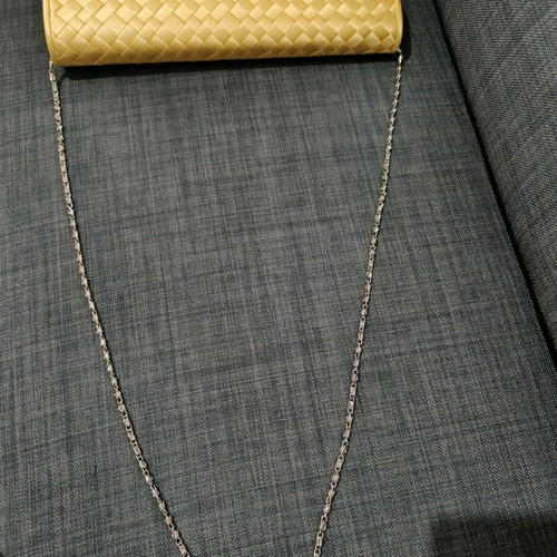 Olga Berg shoulder bag like new, yellow with gold chain