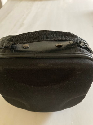 Semi-rigid portable CD box as new