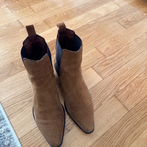 Zara suede brown ankle boots used, size 40 with elastic
