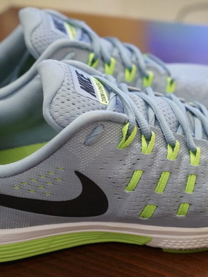 Nike Air Zoom Vomero 11 sneakers like new, size 48.5, grey