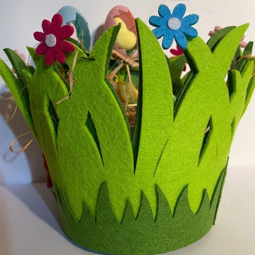 Easter felt basket with decorative eggs and flowers like new
