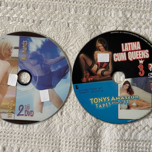 Erotic movies 2 DVD set like new, pack of 4 films