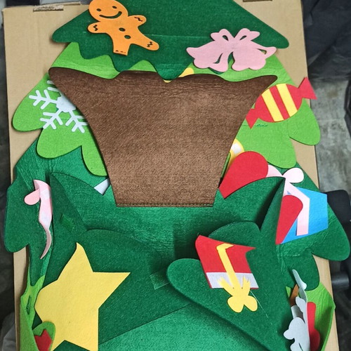Christmas tree used with Velkro, soft material