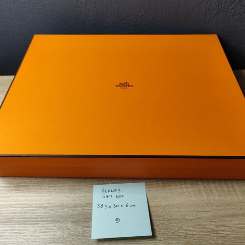 Hermes gift box used 38.5 x 30 x 6 cm