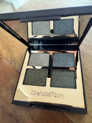Παλέτα Charlotte Tilbury σκιών καινούργια, 4 αποχρώσεις με shimmer