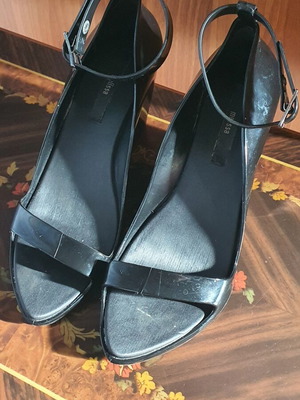 Melissa platform sandals size 38 used, black with strap damage
