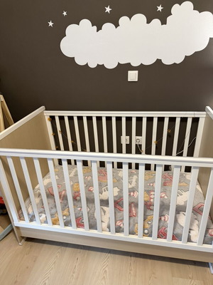 Casa Baby Cot convertible to bed like new with Greco Storm mattress