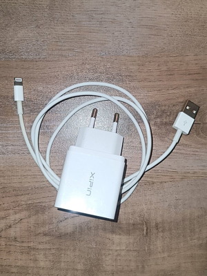 Φορτιστής Xipin Quick Charge 3.0 με καλώδιο Lighting σαν καινούργιο, θύρα USB για iPhone