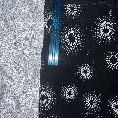 Billabong swim shorts size M new, black