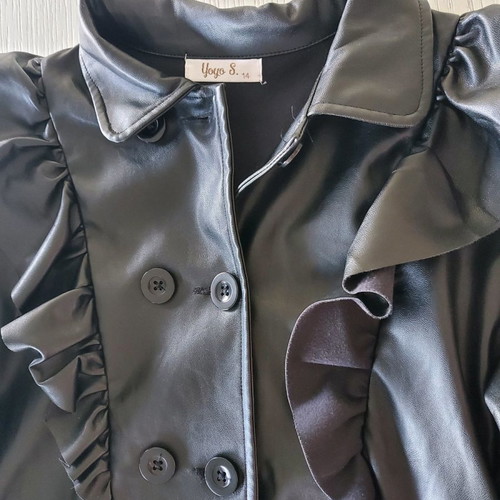 Yoyo black dress-coat like new for 12-13 years old