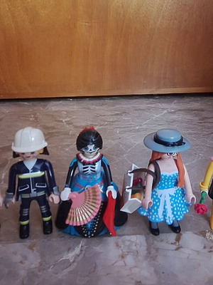 Playmobil Series 20 Girls Figures, set of 5