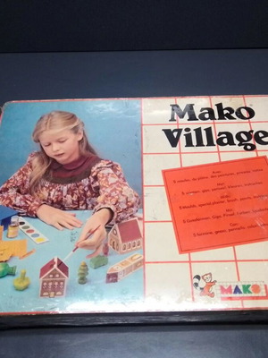Mako Village modeling game 1983 brand new