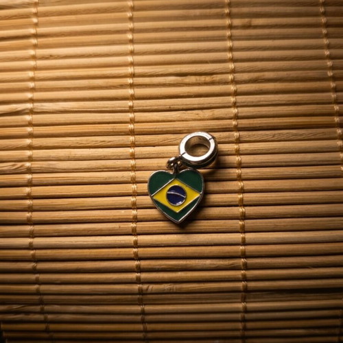 Charm for bracelet with heart and Brazil flag