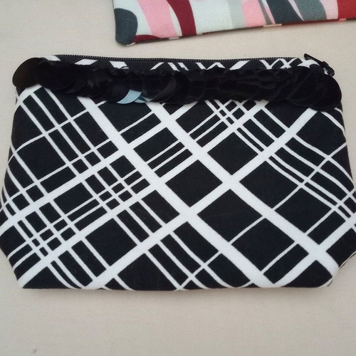 Set of 7 toiletry bags and 1 black satin pouch new, multicolored