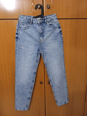 Mom jeans Bershka size 36 like new