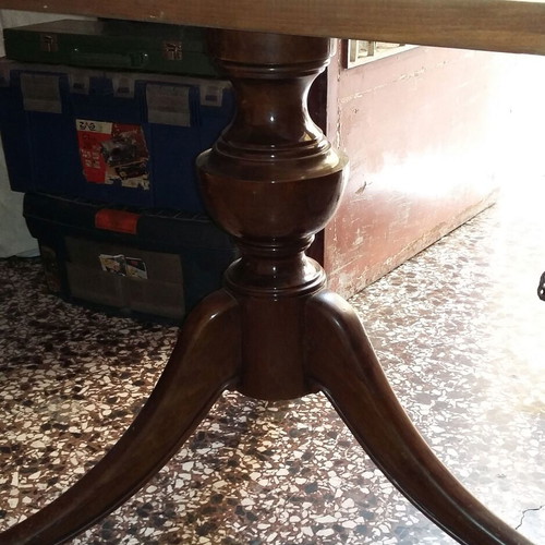 2 OPENABLE/FOLDABLE ROUND DINING TABLES ANTIQUE (+50 YEARS)