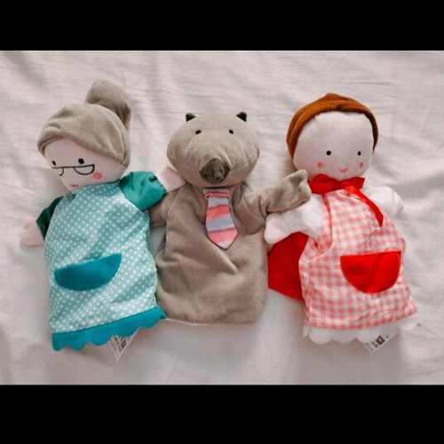 Bear puppets like new for puppet theater