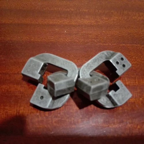 Hanayama Cast Chain puzzle used, high difficulty