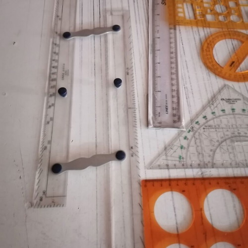 Various drawing products new, pack of 34 pieces
