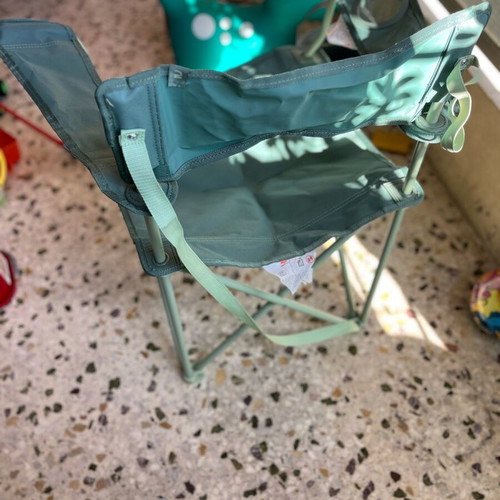 Quechua folding beach chair like new