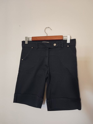 Y2k Voltage Luxury Bermuda shorts like new, black, size M