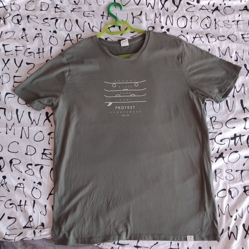 T-shirt Protest khaki color like new, size L