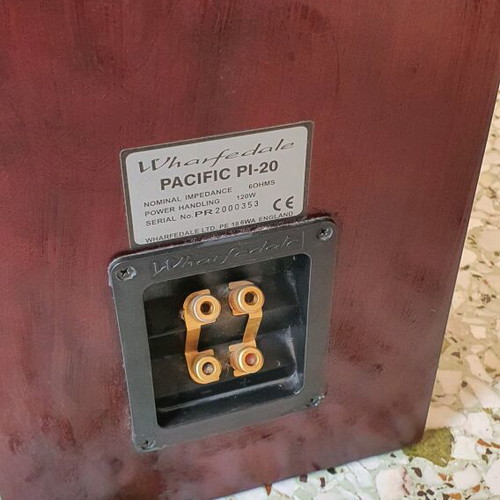 Wharfedale Pacific Pi20 speakers like new floorstanding