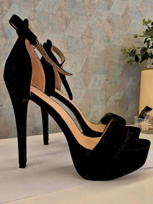 C.H. Creation heels black like new, 12 cm height, size 38
