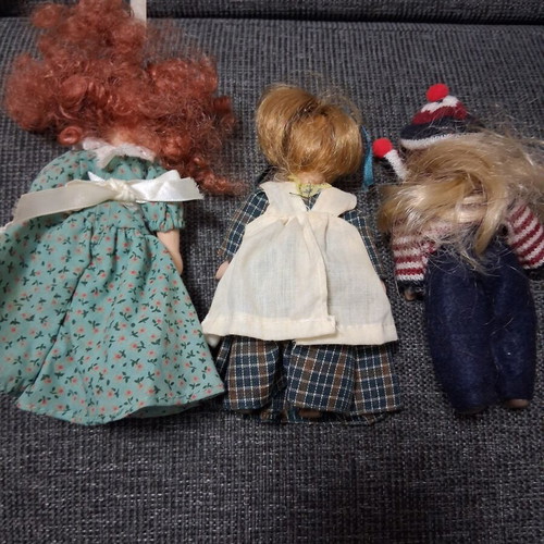 Vintage porcelain dolls, set