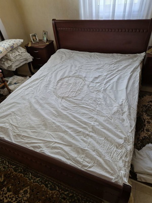 Duvet Cover 1950 White, Like New, Double Bed Size
