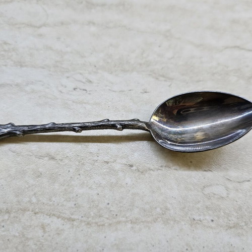 Vintage set of 12 teaspoons with handmade branch design, like new
