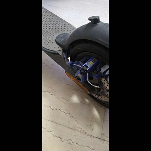 Xiaomi MI3 E-Scooter like new, fully functional