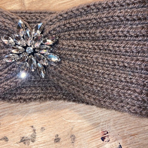 Knitted hairband new without tags