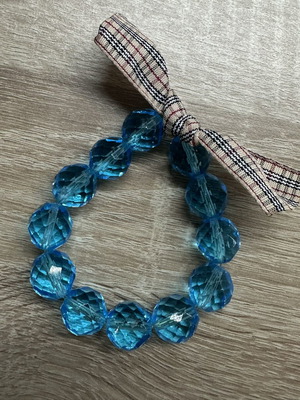 Handmade bracelet with turquoise stones and bow, new