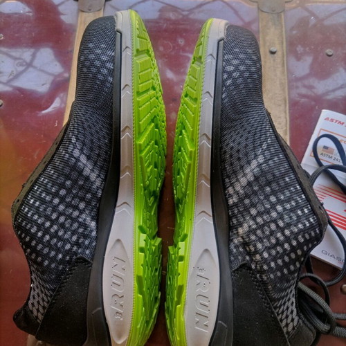 20 € N 40. Brand new, unworn.