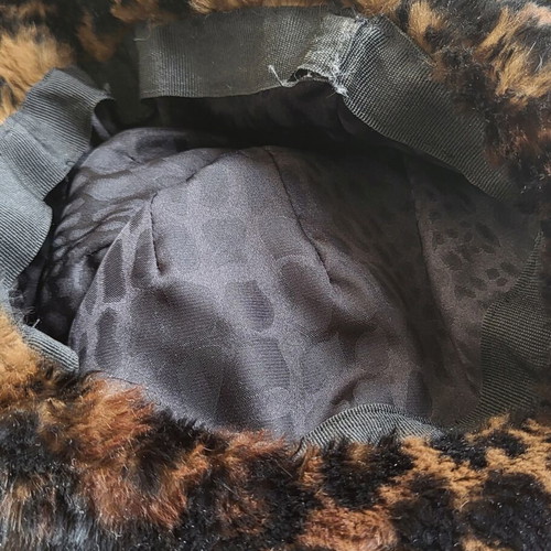 Vintage leopard fur hat like new