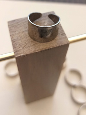 Set of 10 ring bases new, silver with patina