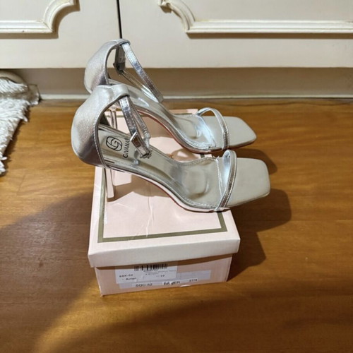 Luigi silver sandals with unique heel, new, size 37