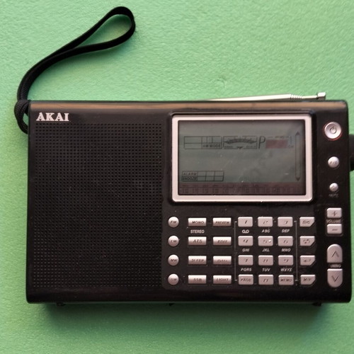Akai APW 20 World Receiver radio