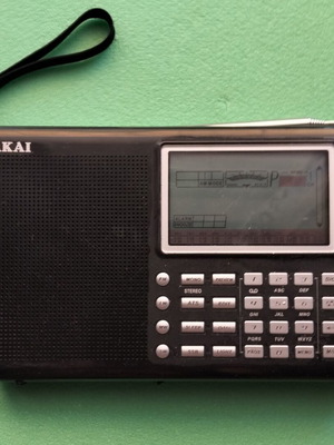 Akai APW 20 World Receiver radio